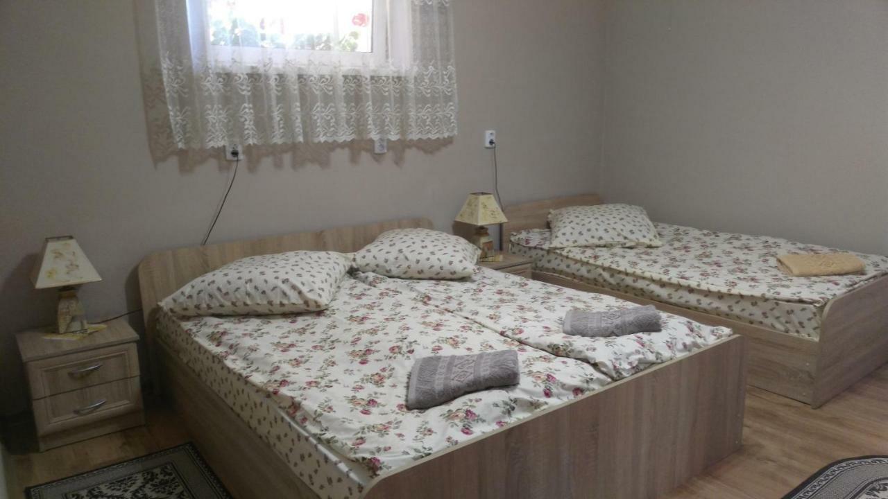 Apartments I & I 别列戈沃 外观 照片